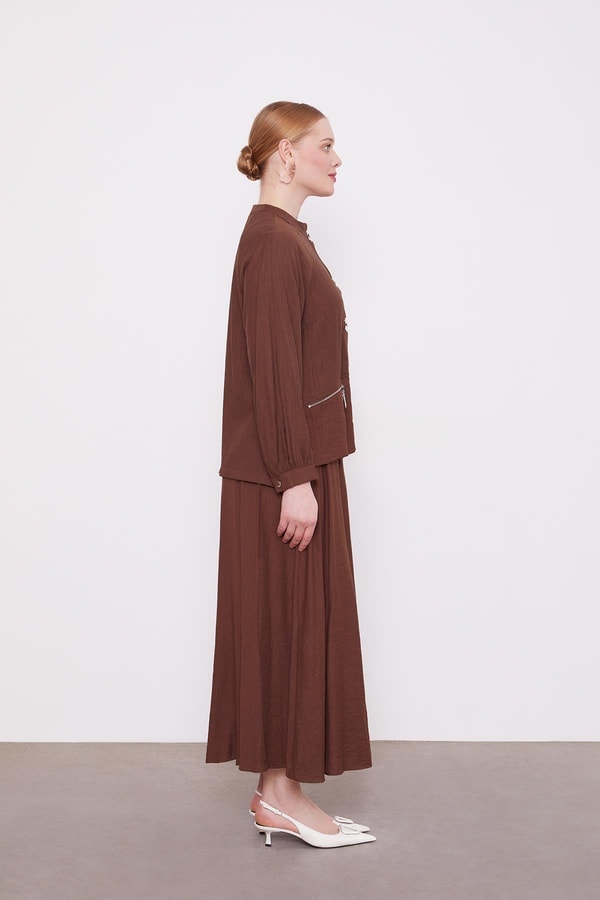 LevidorKahve Çift Düğme Detaylı Etekli Takım