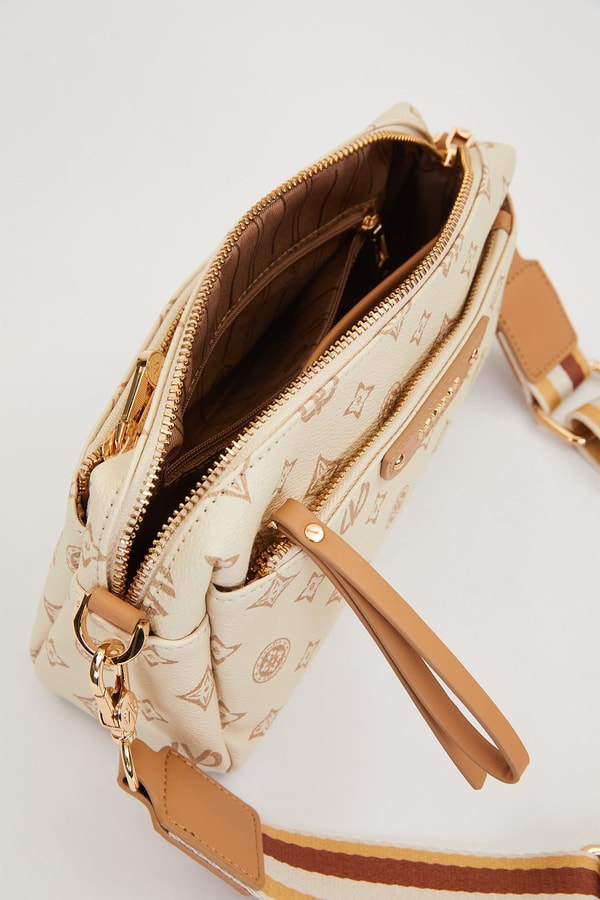 LevidorKahve Çizglili Kuşak Detaylı Omuz Çantası