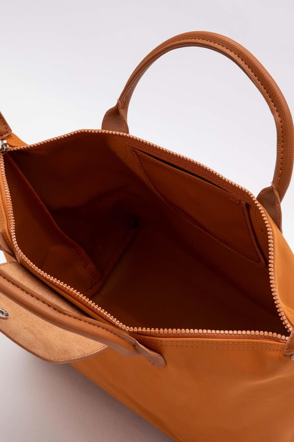 LevidorKahve Deri Kapak Aksesuarlı Omuz Çantası