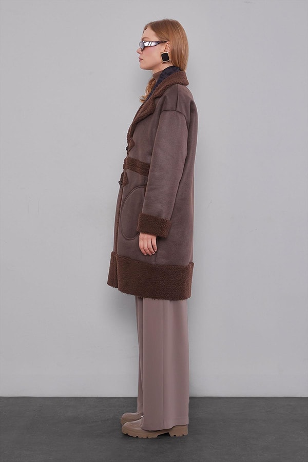 LevidorKahve Düğme Kapamalı Yün Astarlı Suni Deri Kaban