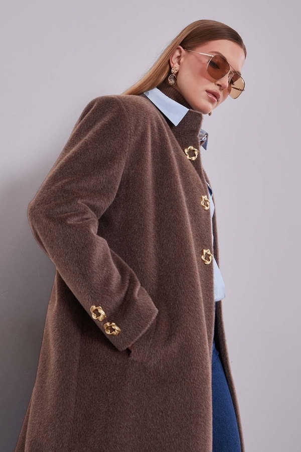 LevidorKahve Gold Aksesuar Detaylı Kürk Kaban