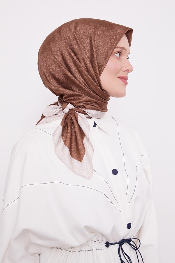 LevidorKahve Halka Desen Monogram Eşarp