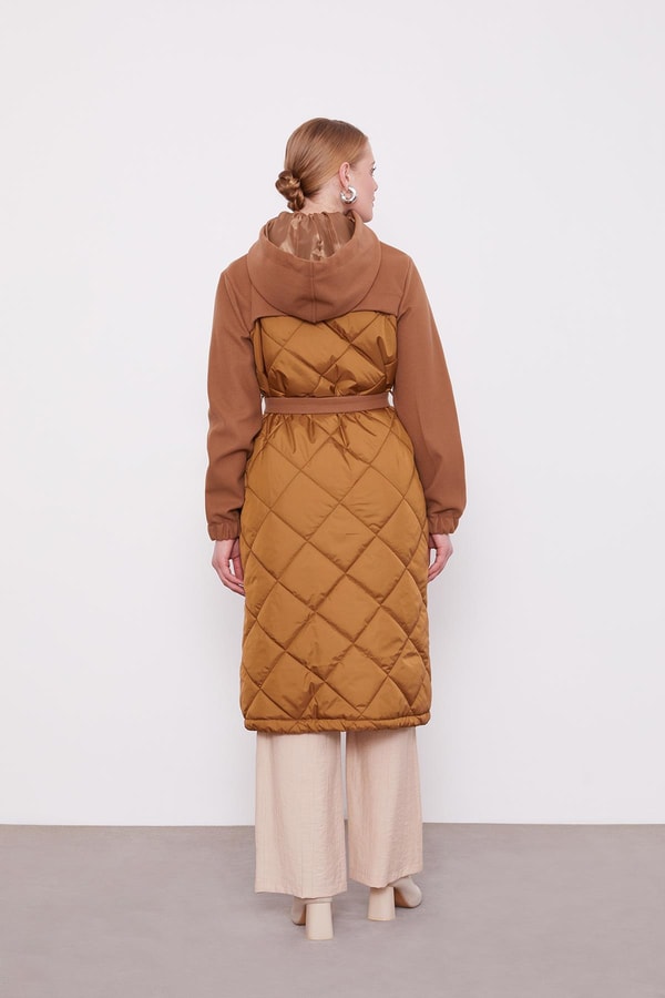 LevidorKahve Kapitone Kaşeli Kuşak Detay Mont