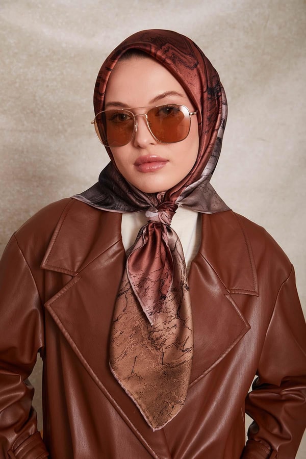 LevidorKahve Karmaşık Desen Twill İpek Eşarp