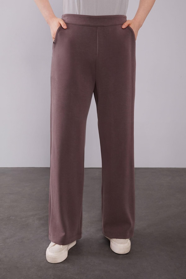 LevidorKahve Kendinden Desen Yakalı İkili Takım