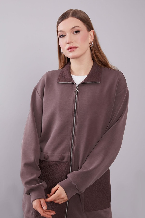 LevidorKahve Kendinden Desen Yakalı İkili Takım