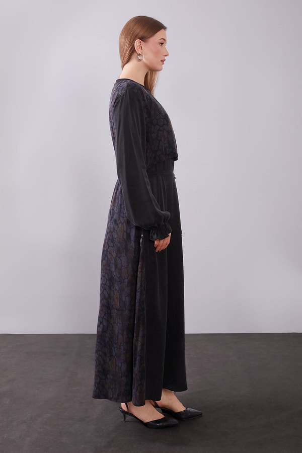 LevidorKahve Kendinden Desenli Cupra Elbise