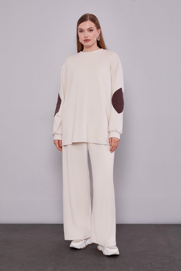 LevidorKahve Kendinden Desenli Yelekli Üçlü Takım