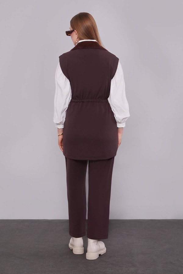 LevidorKahve Kürk Yaka Detaylı Yelek Takım