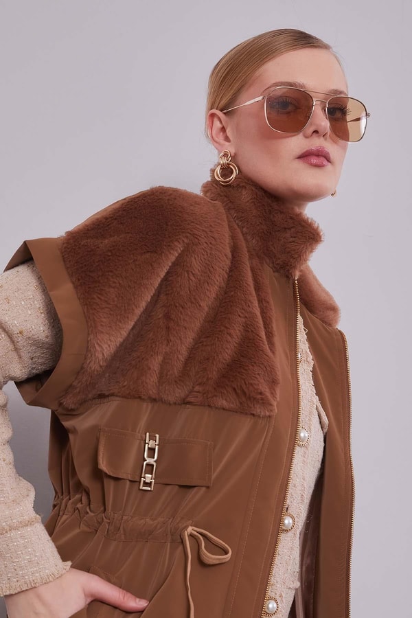 LevidorKahve Kürk Yakalı Yelek