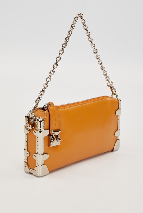 LevidorKahve Metal Köşeli Omuz Çantası