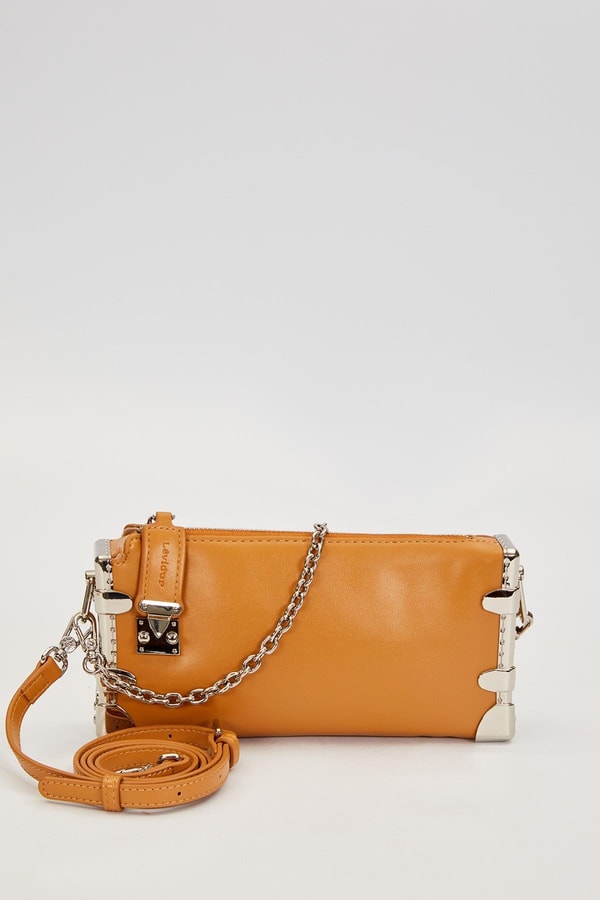 LevidorKahve Metal Köşeli Omuz Çantası