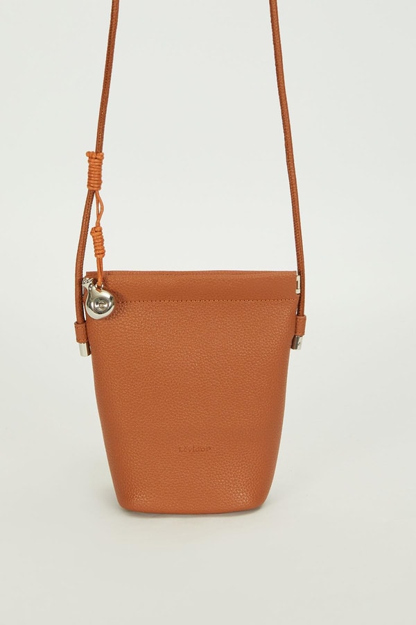 LevidorKahve Metal top Aksesuarlı Omuz Çantası