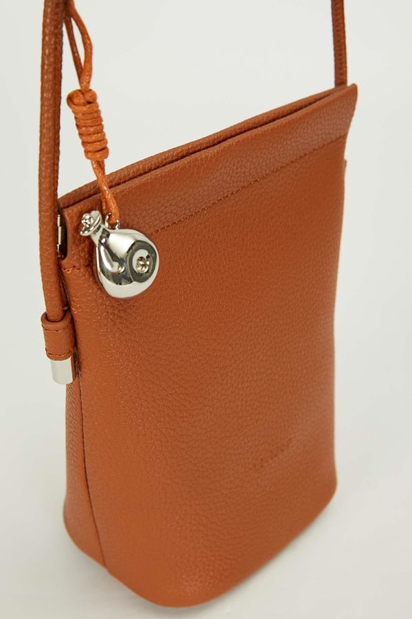 LevidorKahve Metal top Aksesuarlı Omuz Çantası