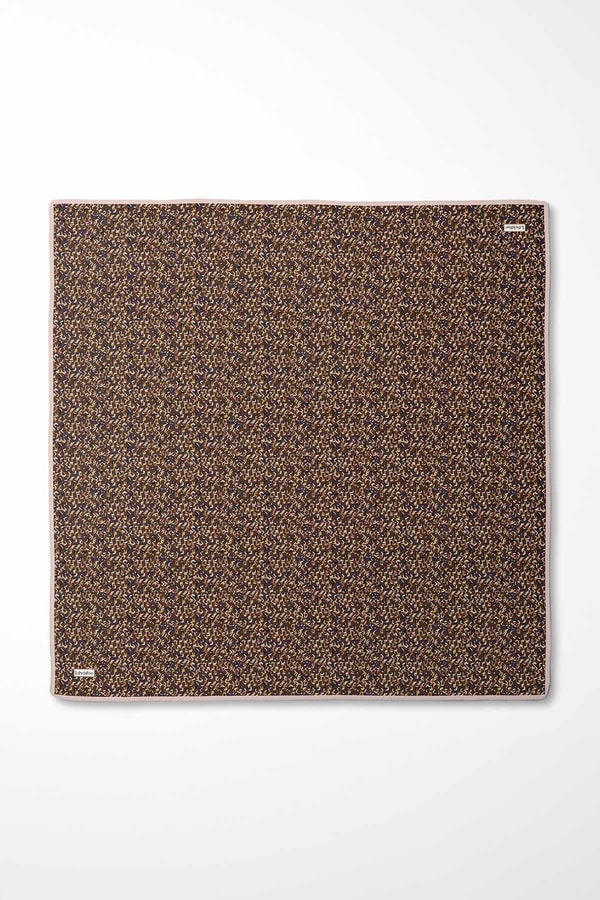 LevidorKahve Mini Yazı Detay Twill İpek Eşarp