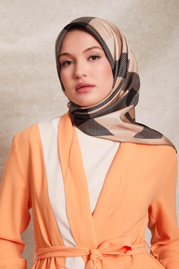 LevidorKahve Noktalı Kareli Twill İpek Eşarp