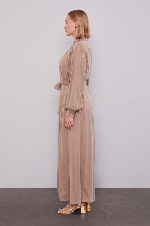 LevidorKahve Omuz Taş Çiçek Detaylı Cupra Elbise