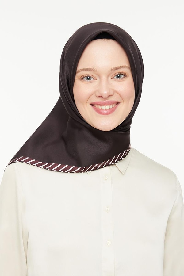 LevidorKahverengi Twill Saf İpek Eşarp