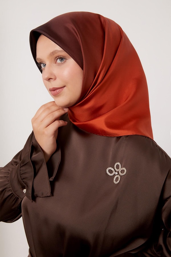 LevidorKiremit Geçişli Twill İpek Eşarp