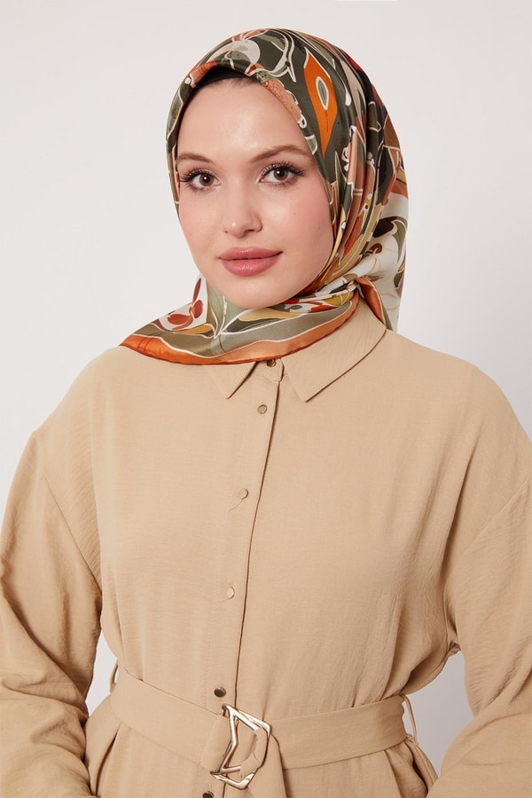 LevidorKiremit Karışık Çiçek Desen Twill İpek Eşarp