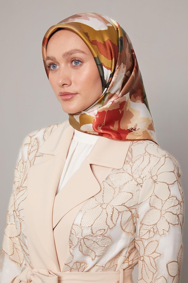 LevidorKiremit Soyut Çiçek Desen Sura İpek Eşarp