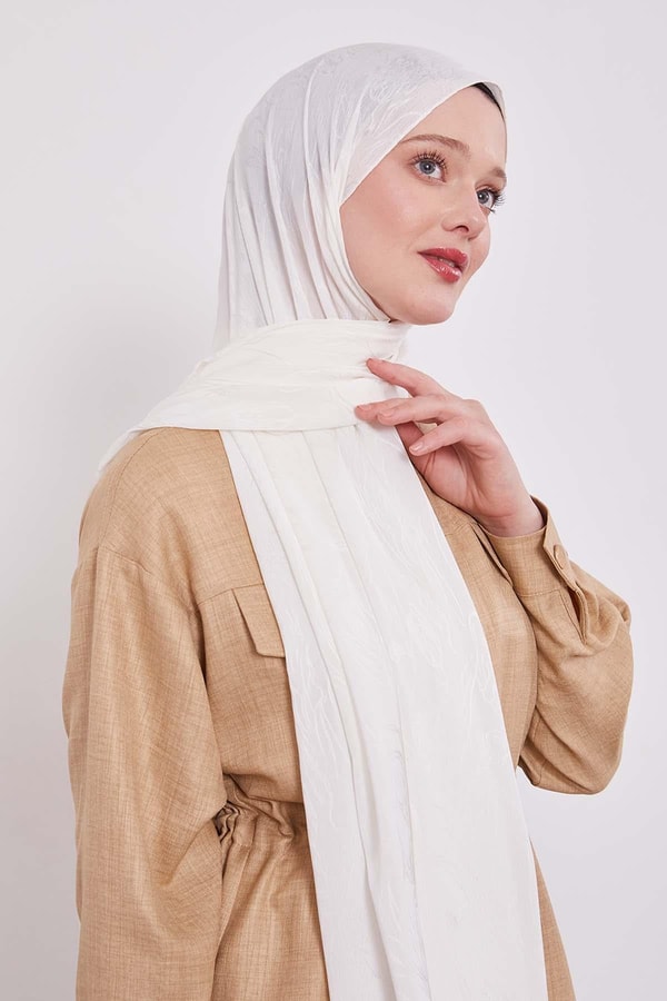 LevidorKırık Beyaz Soyut Lale Desen Jakar Capri Şal