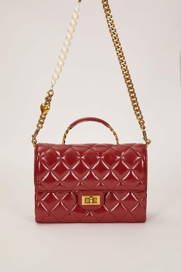 LevidorKırmızı İnci Ve Kalp Aksesuar Detaylı Omuz Çantası