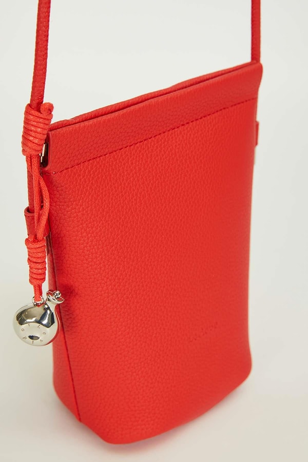 LevidorKırmızı Metal top Aksesuarlı Omuz Çantası