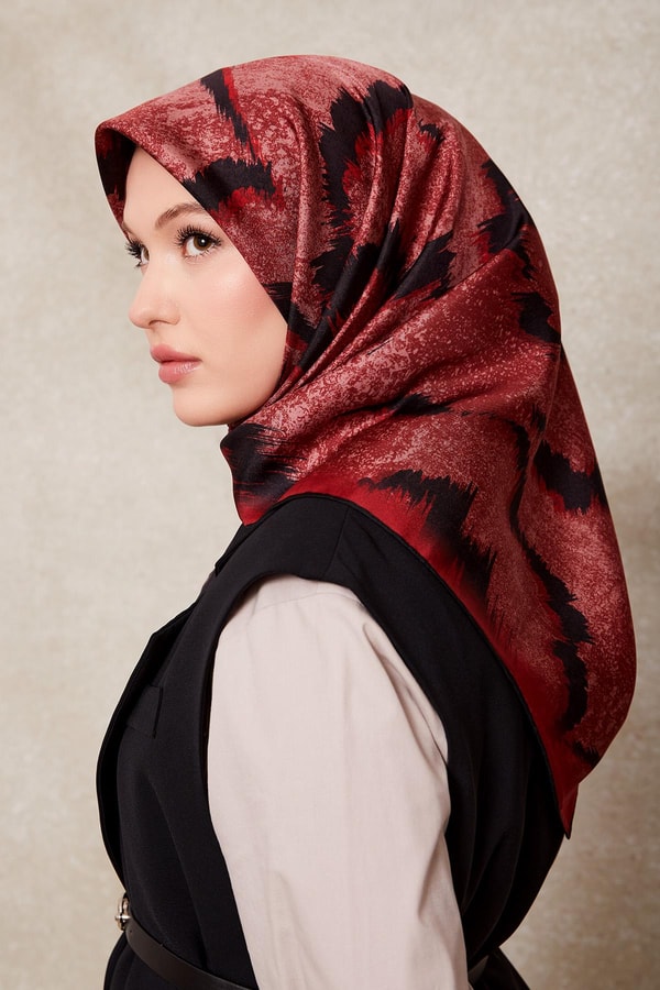 LevidorKırmızı Zigzag Spor Desen Twill İpek Eşarp