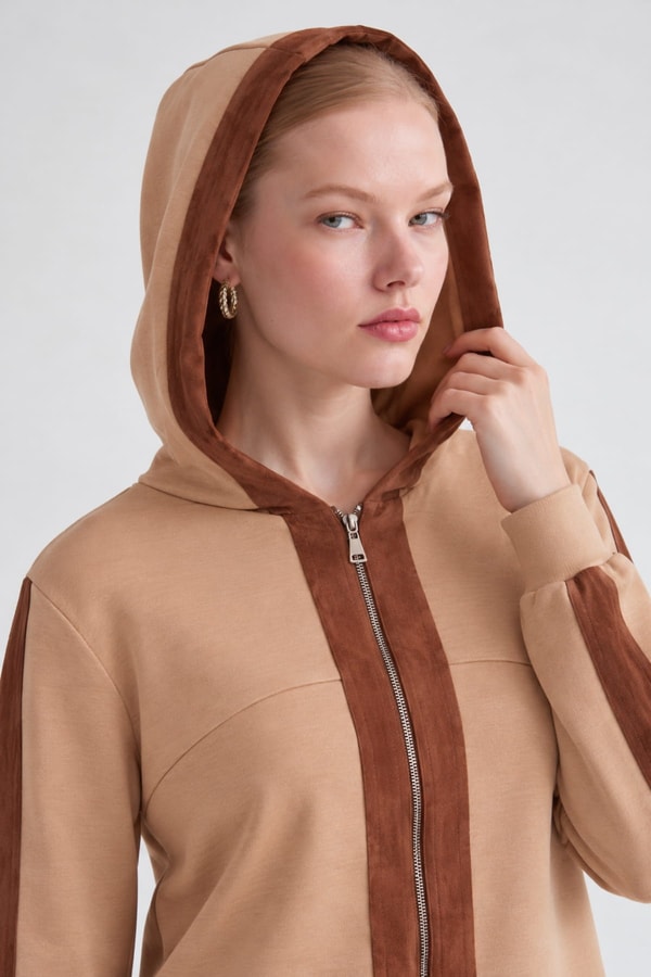 LevidorKısa Hırkalı Fermuar Kapamalı Etek Takım Camel