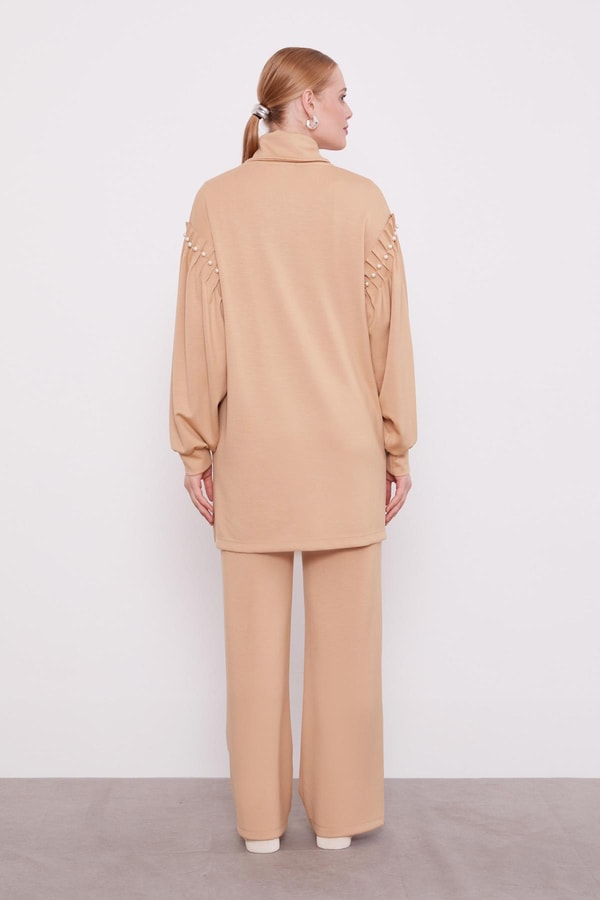 LevidorKOYU BEJ İnci Kol Detaylı Spor Takım