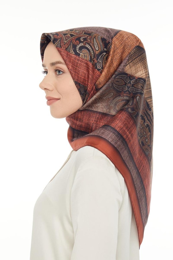 LevidorKoyu Kahverengi Twill Saf İpek Eşarp