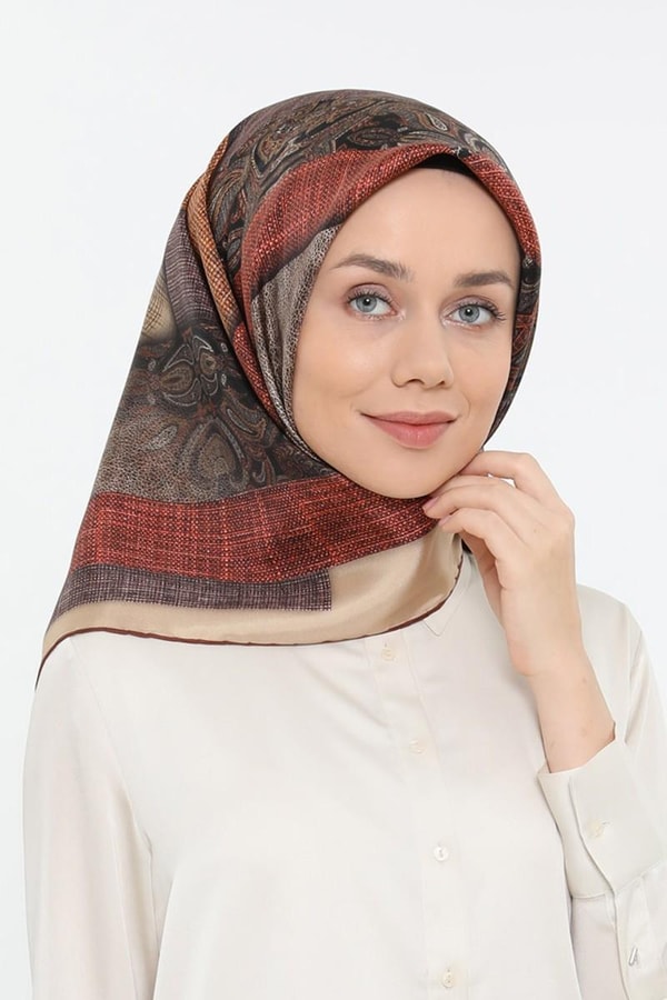 LevidorKoyu Kahverengi Twill Saf İpek Eşarp