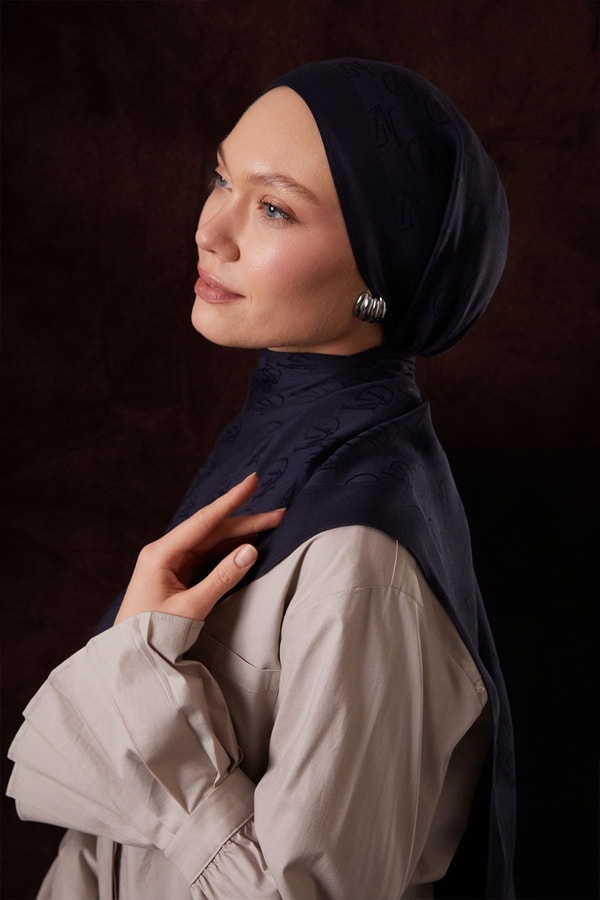 LevidorKoyu Lacivert LVD Baskılı Naia Jakar Şal