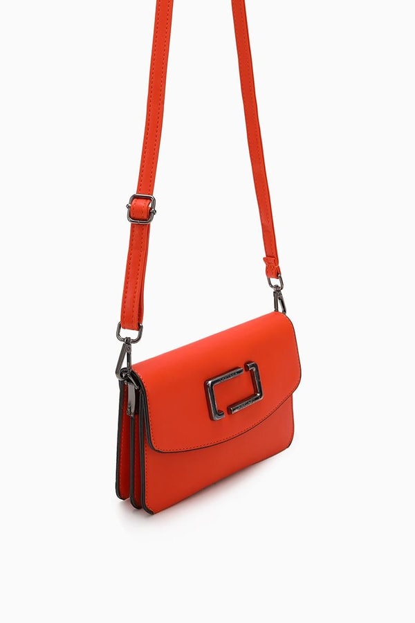 LevidorKoyu Mor Metal Logolu Omuz Çantası