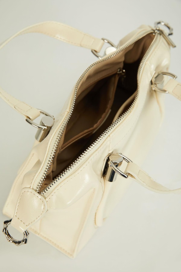 LevidorKrem Askı Detaylı El Çantası