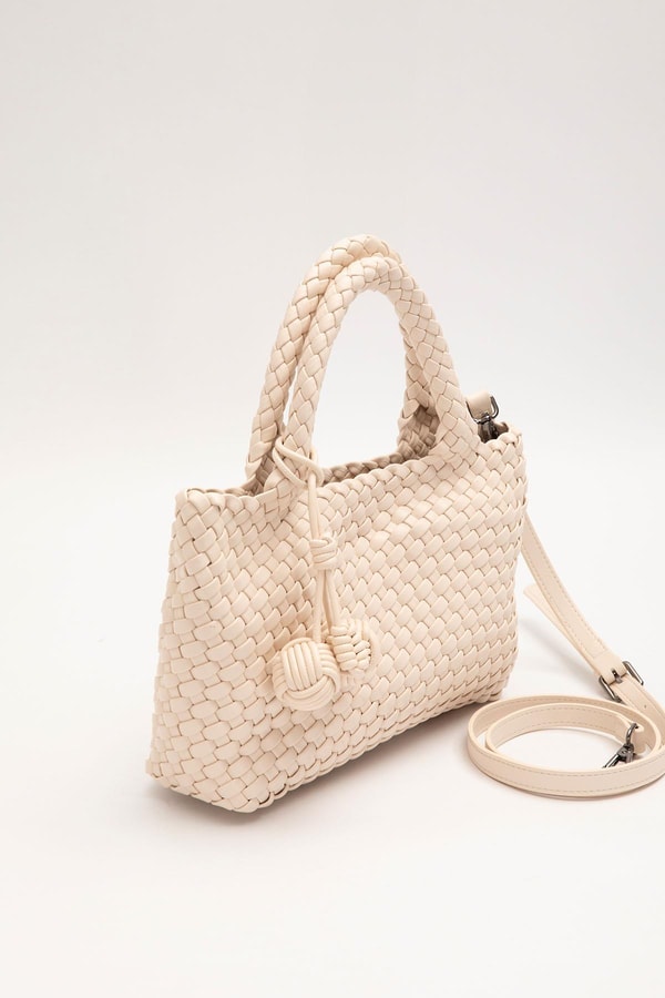 LevidorKrem Charmlı Örgü Model El Çantası