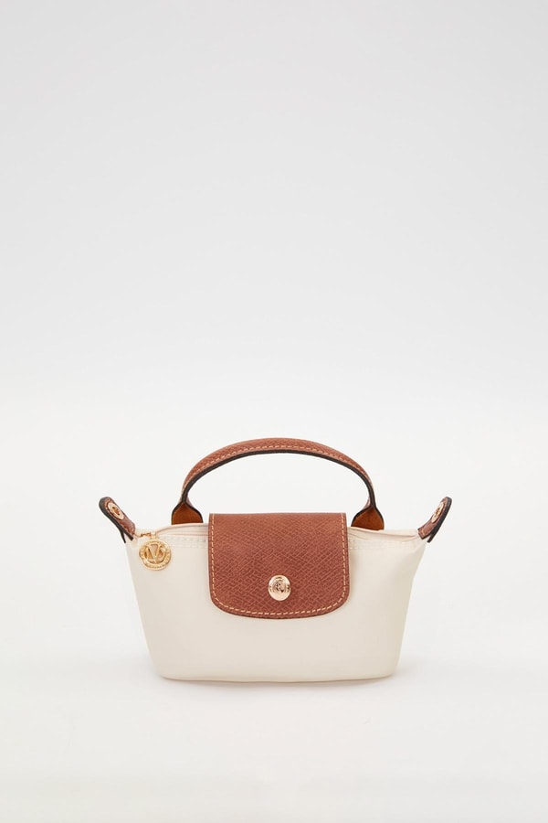 LevidorKrem Deri Kapak Detaylı El Çantası