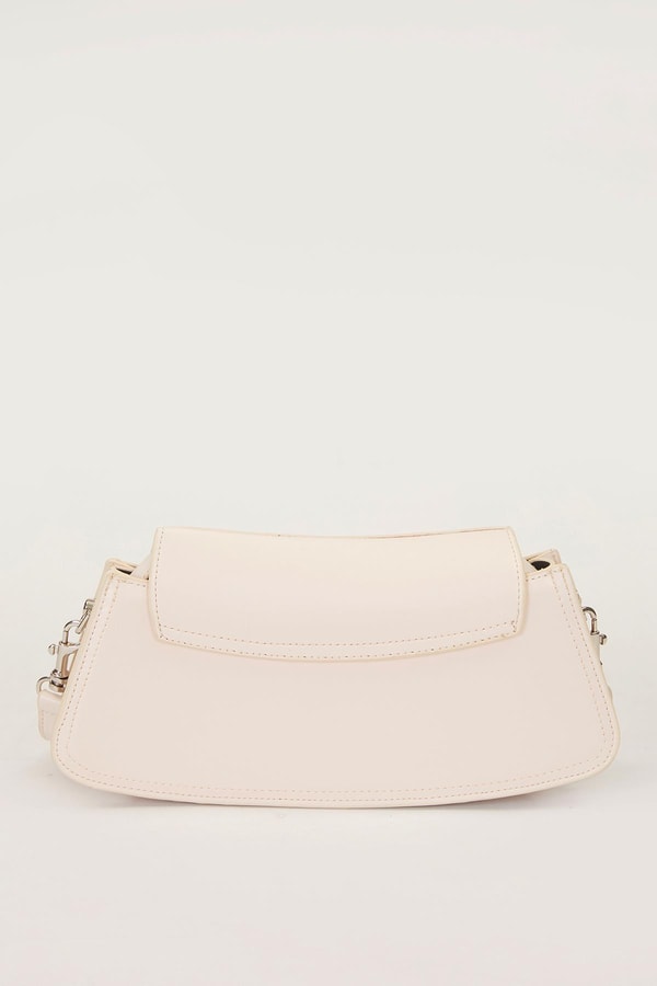 LevidorKrem Kapaklı Deri Asklı Baget Çanta