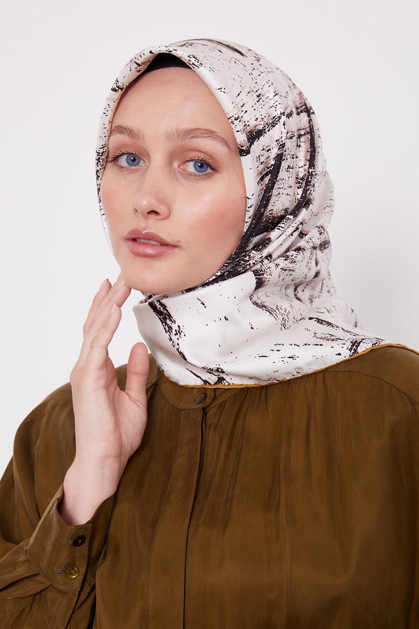 LevidorKrem Karışık Fırça Desen Twill İpek Eşarp