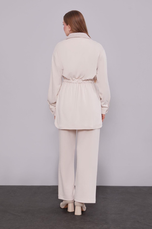 LevidorKrem Kruvaze Kürk Yakalı İkili Takım