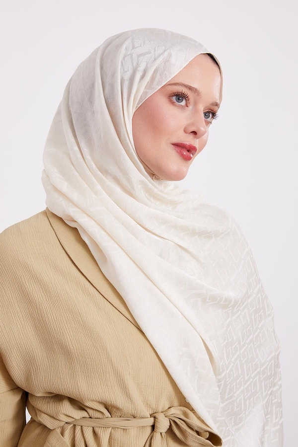 LevidorKrem L Desen İtalyan Jakar Şal