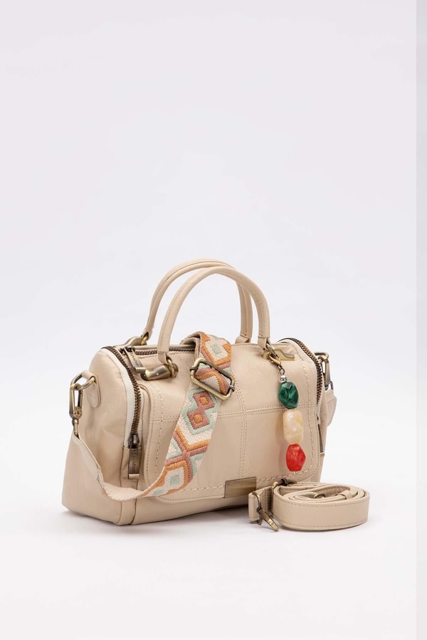 LevidorKrem Taş Aksesuar Detaylı Omuz Çantası