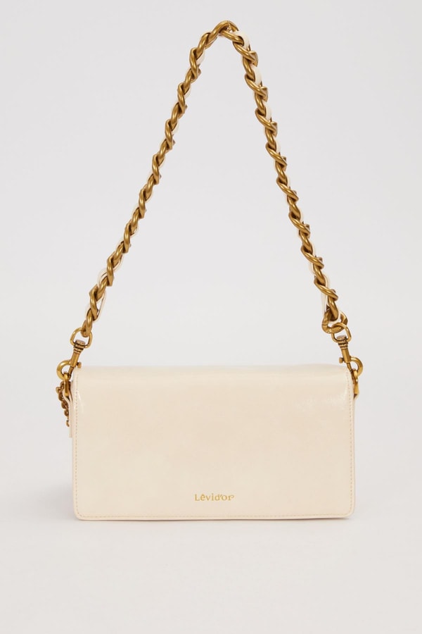 LevidorKrem Yarım Metal Kalpli Omuz Çantası
