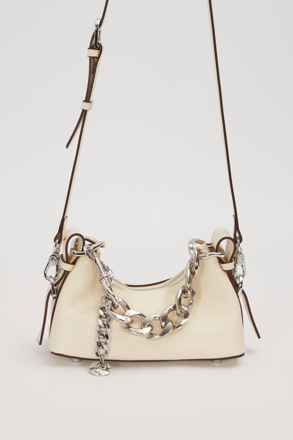 LevidorKrem Zincir Halka Detaylı Omuz Çantası
