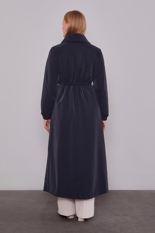 LevidorLacivert AçılırFermuar Detaylı Trençkot