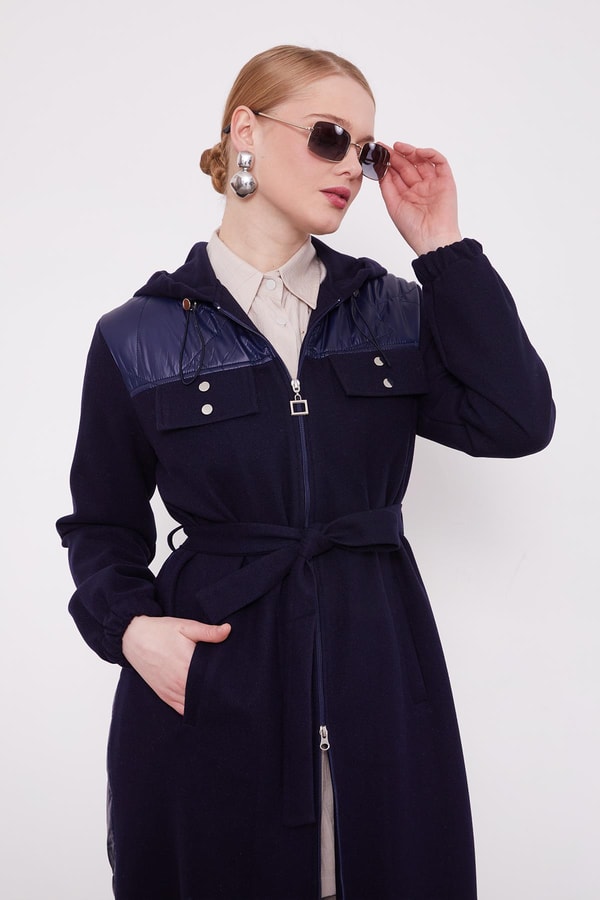 LevidorLacivert Belden Bağlamalı Kaipşonlu Kaşe Kaban