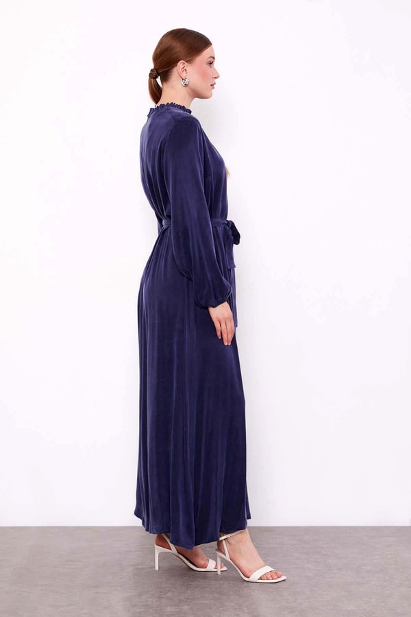 LevidorLacivert Çiçek Taş Detaylı Cupra Elbise