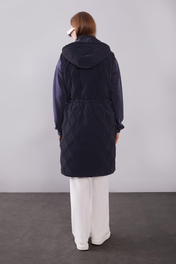 LevidorLacivert Çıtçıt Rüzgarlık Detaylı Şişme Yelek