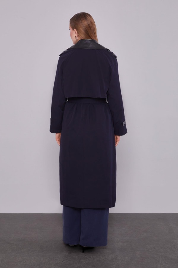 LevidorLacivert Deri Kumaş Detaylı Trençkot